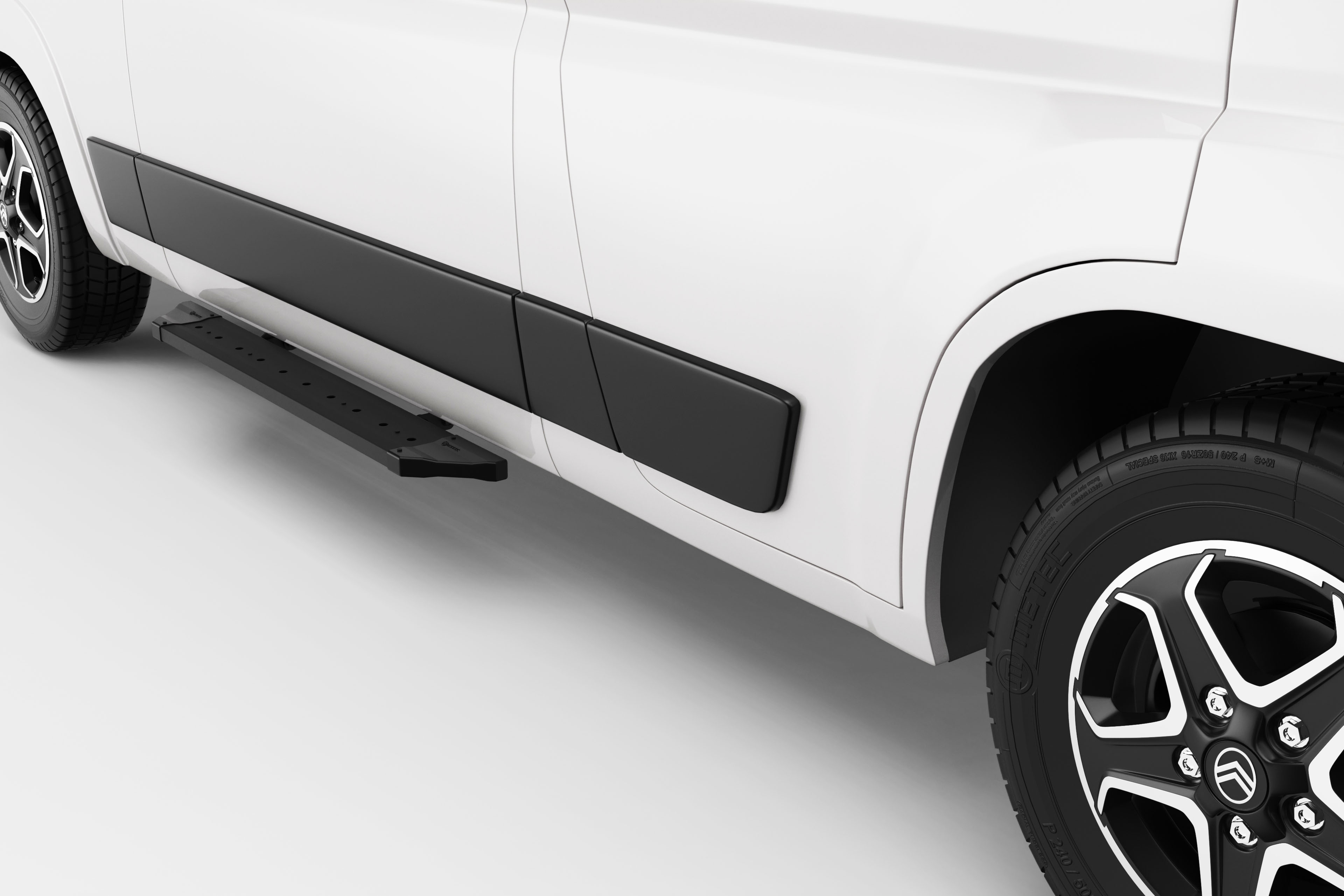  "PROBLACK" fellépő, oldalajtó